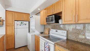 Palms Inc condo # 307, Honolulu, Hawaii - photo 5 of 17