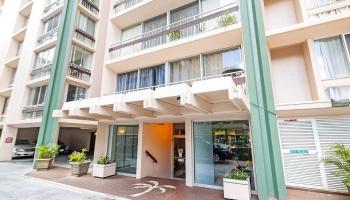 Palms Inc condo # 708, Honolulu, Hawaii - photo 1 of 11