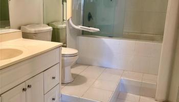 Palms Inc condo # 708, Honolulu, Hawaii - photo 3 of 11