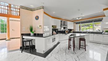 4327  Kilauea Ave Kahala Area, Diamond Head home - photo 5 of 25