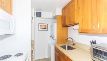 Seaside Towers condo # 1001, Honolulu, Hawaii - photo 5 of 14