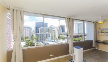 Seaside Towers condo # 1001, Honolulu, Hawaii - photo 6 of 14