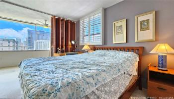 Seaside Towers condo # 1401, Honolulu, Hawaii - photo 6 of 19