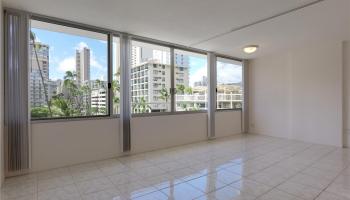Seaside Towers condo # 404, Honolulu, Hawaii - photo 5 of 18