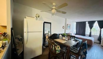 Seaside Towers condo # 804, Honolulu, Hawaii - photo 3 of 25