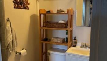 Seaside Towers condo # 902, Honolulu, Hawaii - photo 5 of 8