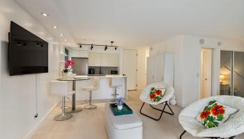 435 Walina Street Honolulu - Rental - photo 1 of 20