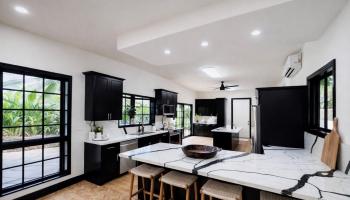 4363  Kilauea Ave Kahala Area, Diamond Head home - photo 3 of 25