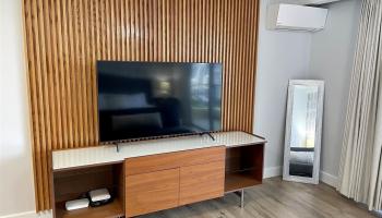 Royal Garden At Waikiki condo # 1612, Honolulu, Hawaii - photo 4 of 21