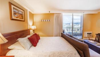 Royal Garden At Waikiki condo # 1804, Honolulu, Hawaii - photo 3 of 16