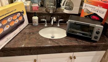 Royal Garden At Waikiki condo # 2107, Honolulu, Hawaii - photo 6 of 15