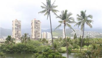Seaside Suites condo # 403, Honolulu, Hawaii - photo 1 of 23