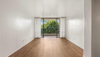 Seaside Suites condo # 404, Honolulu, Hawaii - photo 2 of 24