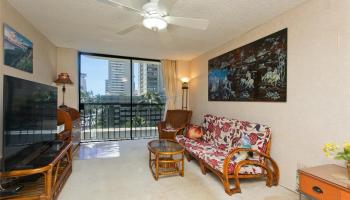 Seaside Suites condo # 605, Honolulu, Hawaii - photo 1 of 18