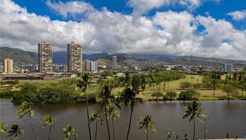 Seaside Suites condo # 903, Honolulu, Hawaii - photo 1 of 16