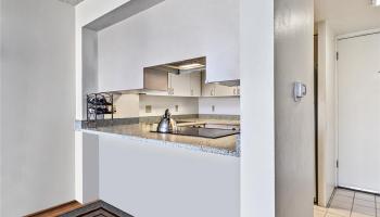 Seaside Suites condo # 903, Honolulu, Hawaii - photo 5 of 16