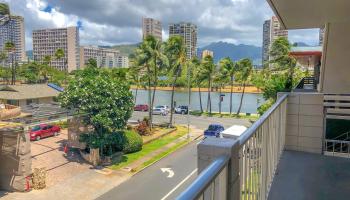 441 Lewers St condo # 402, Honolulu, Hawaii - photo 3 of 25