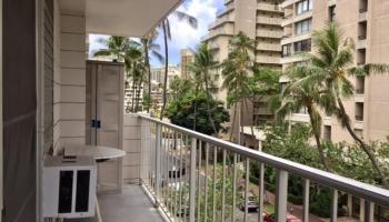 441 Lewers St condo # 505, Honolulu, Hawaii - photo 1 of 8