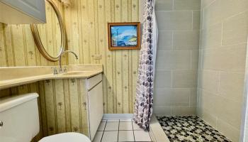 441 Lewers St Honolulu - Rental - photo 3 of 5