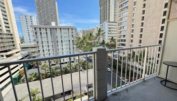 441 Lewers St Honolulu - Rental - photo 4 of 5