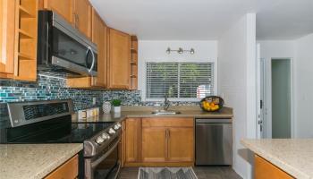 Yacht Club Terrace townhouse # 2, Kaneohe, Hawaii - photo 5 of 24