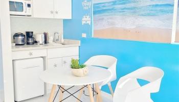 Aloha Surf Hotel condo # 903, Honolulu, Hawaii - photo 5 of 11