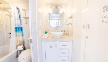 Aloha Surf Hotel condo # 903, Honolulu, Hawaii - photo 6 of 11