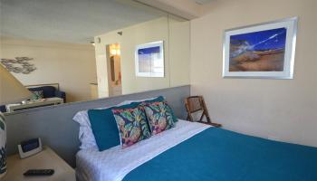 Aloha Surf Hotel condo # 905, Honolulu, Hawaii - photo 5 of 25