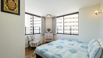 Hawaiian Monarch condo # 1003, Honolulu, Hawaii - photo 3 of 20