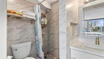 Hawaiian Monarch condo # 1007, Honolulu, Hawaii - photo 6 of 11