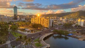 Hawaiian Monarch condo # 1415, Honolulu, Hawaii - photo 1 of 15