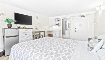 Hawaiian Monarch condo # 1715, Honolulu, Hawaii - photo 3 of 22