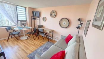 Hawaiian Monarch condo # 2105, Honolulu, Hawaii - photo 5 of 19