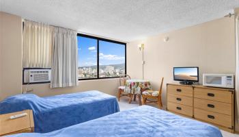 Hawaiian Monarch condo # 2502, Honolulu, Hawaii - photo 4 of 25