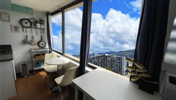 Hawaiian Monarch condo # 2513, Honolulu, Hawaii - photo 3 of 15