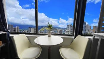 Hawaiian Monarch condo # 2513, Honolulu, Hawaii - photo 4 of 15