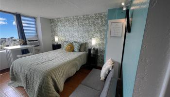 Hawaiian Monarch condo # 2513, Honolulu, Hawaii - photo 5 of 15