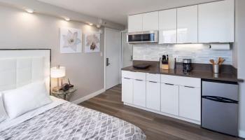 Hawaiian Monarch condo # 2702, Honolulu, Hawaii - photo 6 of 18