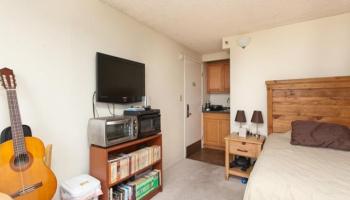 Hawaiian Monarch condo # 3302, Honolulu, Hawaii - photo 2 of 10 Hawaiian Monarch condo # 3302, Honolulu, Hawaii - photo 2 of 10