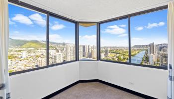 Hawaiian Monarch condo # 3806, Honolulu, Hawaii - photo 1 of 1