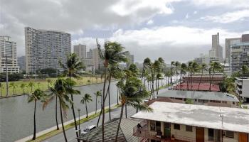 Hawaiian Monarch condo # 807, Honolulu, Hawaii - photo 2 of 16 Hawaiian Monarch condo # 807, Honolulu, Hawaii - photo 2 of 16