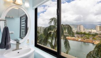 Hawaiian Monarch condo # 911, Honolulu, Hawaii - photo 6 of 8