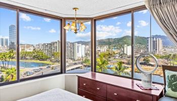 Hawaiian Monarch condo # 914, Honolulu, Hawaii - photo 2 of 17