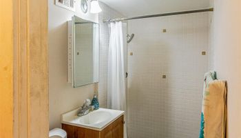 Rosalei Ltd condo # 201, Honolulu, Hawaii - photo 3 of 25 Rosalei Ltd condo # 201, Honolulu, Hawaii - photo 3 of 25