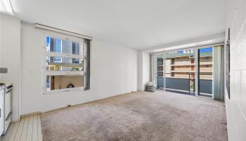 Rosalei Ltd condo # 504, Honolulu, Hawaii - photo 3 of 25