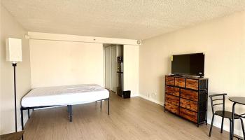 445 Seaside Ave Honolulu - Rental - photo 2 of 11