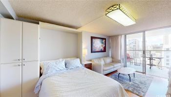 445 Seaside Ave Honolulu - Rental - photo 4 of 23