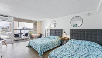 445 Seaside Ave Honolulu - Rental - photo 2 of 18