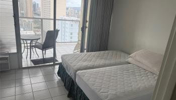 445 Seaside Ave Honolulu - Rental - photo 6 of 18