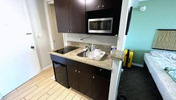 Island Colony condo # 2406, Honolulu, Hawaii - photo 6 of 13